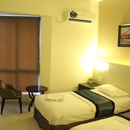 Hotel Patiala House Ahmednagar Exterior foto